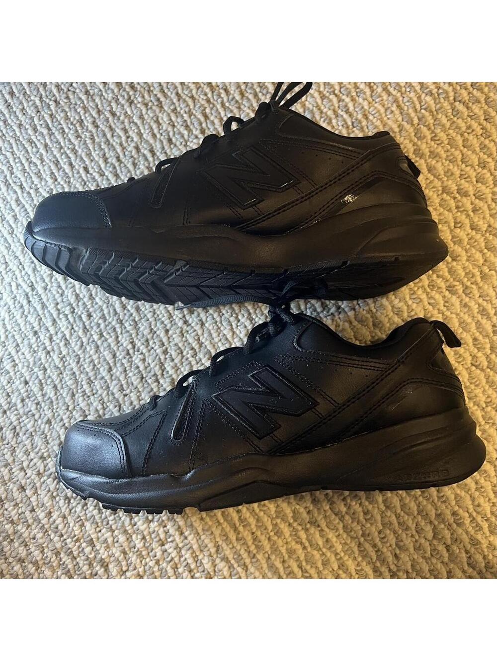 Black New Balance 996v3 trainers